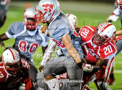 Thumbnail 1 in Terrell vs. Wilson (UIL 5A Bi-District Playoff) photogallery.