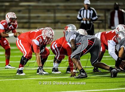 Thumbnail 2 in Terrell vs. Wilson (UIL 5A Bi-District Playoff) photogallery.