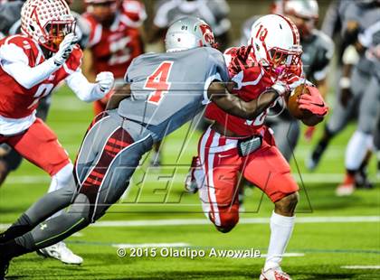Thumbnail 2 in Terrell vs. Wilson (UIL 5A Bi-District Playoff) photogallery.
