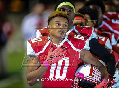 Thumbnail 2 in Terrell vs. Wilson (UIL 5A Bi-District Playoff) photogallery.