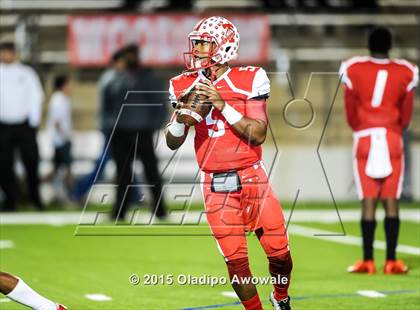 Thumbnail 3 in Terrell vs. Wilson (UIL 5A Bi-District Playoff) photogallery.