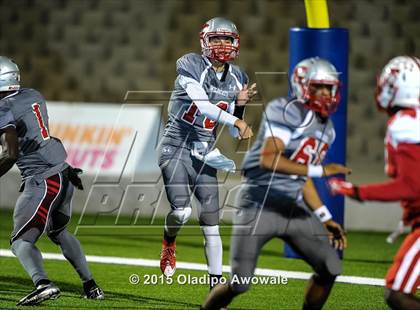 Thumbnail 2 in Terrell vs. Wilson (UIL 5A Bi-District Playoff) photogallery.