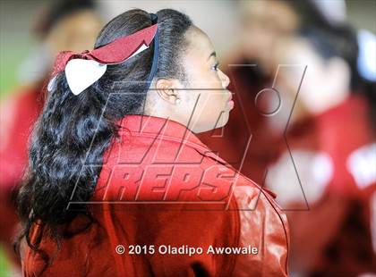 Thumbnail 2 in Terrell vs. Wilson (UIL 5A Bi-District Playoff) photogallery.