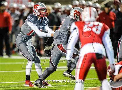 Thumbnail 3 in Terrell vs. Wilson (UIL 5A Bi-District Playoff) photogallery.