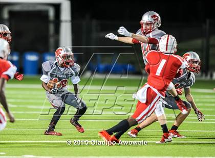 Thumbnail 1 in Terrell vs. Wilson (UIL 5A Bi-District Playoff) photogallery.