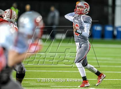 Thumbnail 2 in Terrell vs. Wilson (UIL 5A Bi-District Playoff) photogallery.