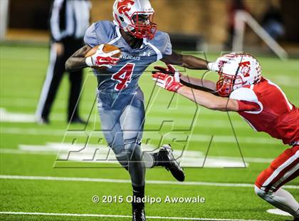 Thumbnail 1 in Terrell vs. Wilson (UIL 5A Bi-District Playoff) photogallery.