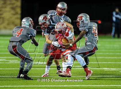 Thumbnail 2 in Terrell vs. Wilson (UIL 5A Bi-District Playoff) photogallery.