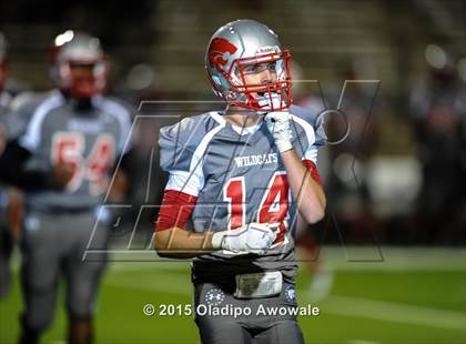 Thumbnail 1 in Terrell vs. Wilson (UIL 5A Bi-District Playoff) photogallery.