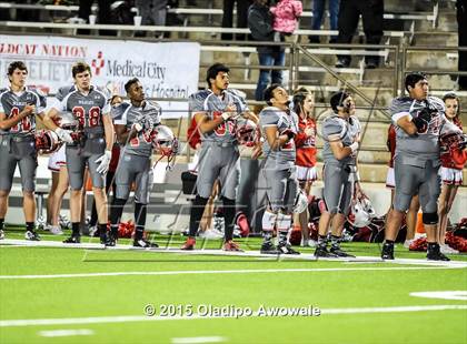 Thumbnail 1 in Terrell vs. Wilson (UIL 5A Bi-District Playoff) photogallery.