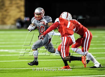 Thumbnail 2 in Terrell vs. Wilson (UIL 5A Bi-District Playoff) photogallery.
