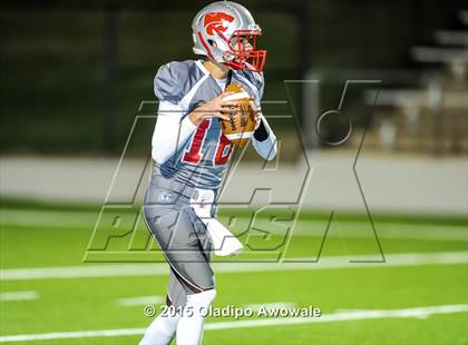 Thumbnail 2 in Terrell vs. Wilson (UIL 5A Bi-District Playoff) photogallery.