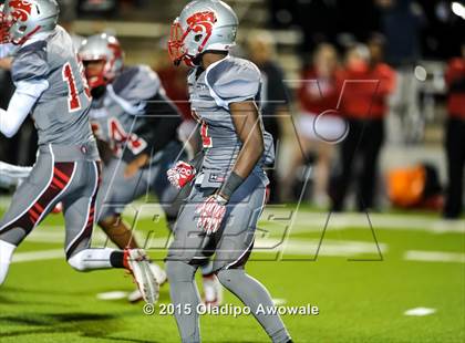 Thumbnail 1 in Terrell vs. Wilson (UIL 5A Bi-District Playoff) photogallery.