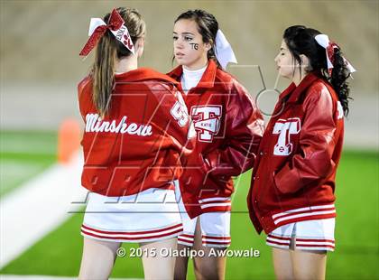 Thumbnail 2 in Terrell vs. Wilson (UIL 5A Bi-District Playoff) photogallery.