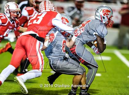Thumbnail 1 in Terrell vs. Wilson (UIL 5A Bi-District Playoff) photogallery.