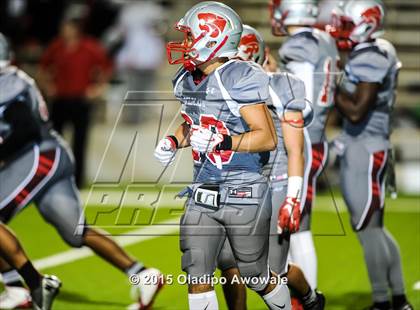 Thumbnail 2 in Terrell vs. Wilson (UIL 5A Bi-District Playoff) photogallery.