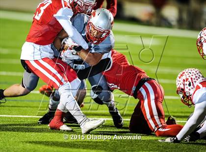 Thumbnail 2 in Terrell vs. Wilson (UIL 5A Bi-District Playoff) photogallery.