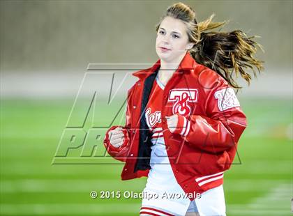 Thumbnail 2 in Terrell vs. Wilson (UIL 5A Bi-District Playoff) photogallery.