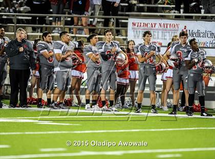 Thumbnail 3 in Terrell vs. Wilson (UIL 5A Bi-District Playoff) photogallery.