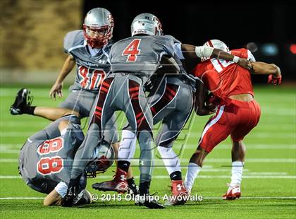 Thumbnail 1 in Terrell vs. Wilson (UIL 5A Bi-District Playoff) photogallery.