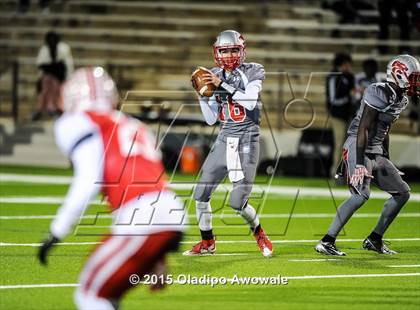 Thumbnail 3 in Terrell vs. Wilson (UIL 5A Bi-District Playoff) photogallery.