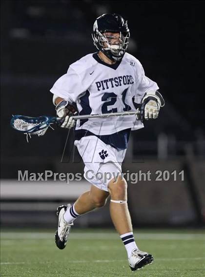Thumbnail 3 in Fairport vs. Mendon/Sutherland (Section 5 Class A Final) photogallery.