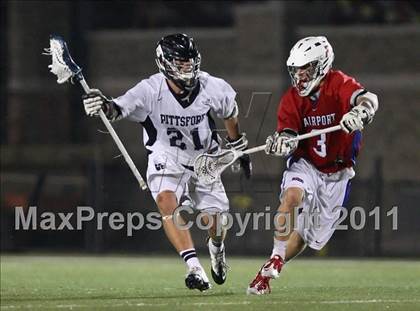 Thumbnail 3 in Fairport vs. Mendon/Sutherland (Section 5 Class A Final) photogallery.