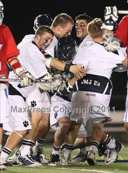 Thumbnail 3 in Fairport vs. Mendon/Sutherland (Section 5 Class A Final) photogallery.