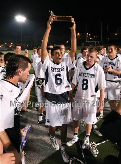 Thumbnail 1 in Fairport vs. Mendon/Sutherland (Section 5 Class A Final) photogallery.