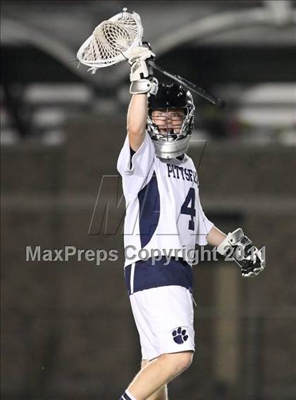 Thumbnail 3 in Fairport vs. Mendon/Sutherland (Section 5 Class A Final) photogallery.