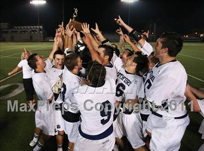 Thumbnail 3 in Fairport vs. Mendon/Sutherland (Section 5 Class A Final) photogallery.