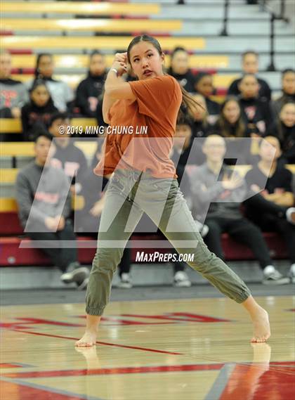 Thumbnail 2 in Mater Dei Dance Classic (Lyrical Solo) photogallery.