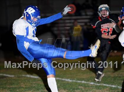 Thumbnail 3 in Corning vs. Wheatland (CIF NS D2 Semifinal) photogallery.