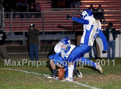Thumbnail 1 in Corning vs. Wheatland (CIF NS D2 Semifinal) photogallery.