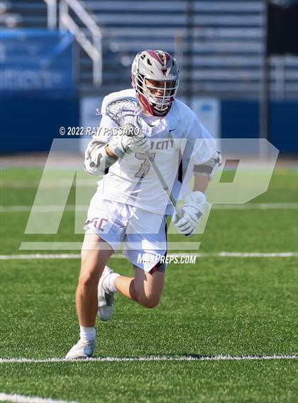 Thumbnail 3 in Garden City vs. Comsewogue NYSPHSAA Quarterfinals Class B Championship photogallery.