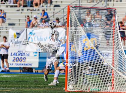 Thumbnail 2 in Garden City vs. Comsewogue NYSPHSAA Quarterfinals Class B Championship photogallery.