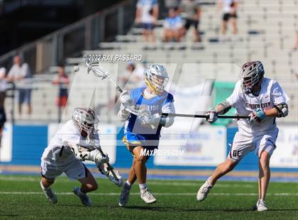 Thumbnail 2 in Garden City vs. Comsewogue NYSPHSAA Quarterfinals Class B Championship photogallery.