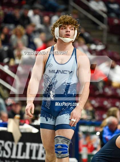 Thumbnail 3 in PIAA Boys AA/AAA Wrestling Championship photogallery.