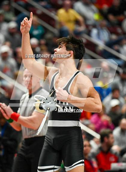 Thumbnail 2 in PIAA Boys AA/AAA Wrestling Championship photogallery.