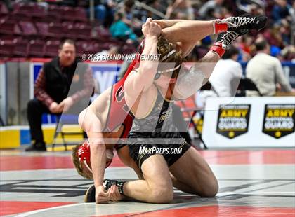 Thumbnail 3 in PIAA Boys AA/AAA Wrestling Championship photogallery.