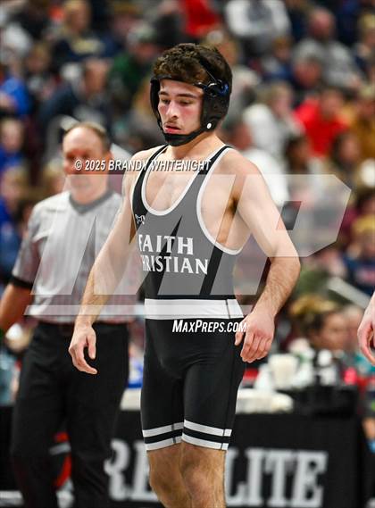 Thumbnail 2 in PIAA Boys AA/AAA Wrestling Championship photogallery.