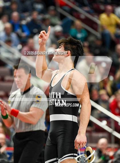 Thumbnail 3 in PIAA Boys AA/AAA Wrestling Championship photogallery.