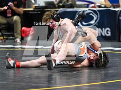 Thumbnail 3 in PIAA Boys AA/AAA Wrestling Championship photogallery.