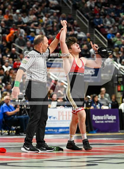 Thumbnail 1 in PIAA Boys AA/AAA Wrestling Championship photogallery.