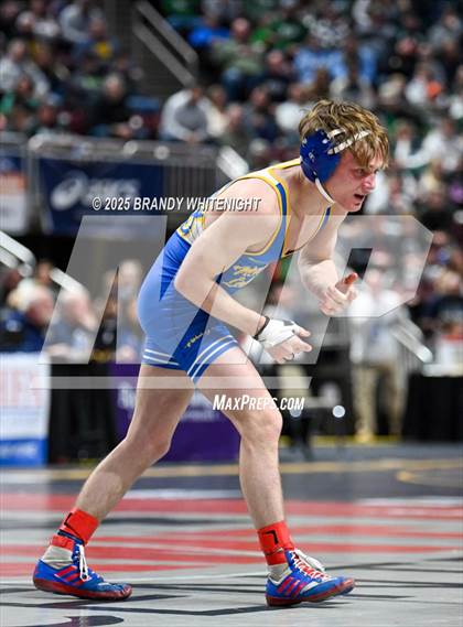 Thumbnail 2 in PIAA Boys AA/AAA Wrestling Championship photogallery.