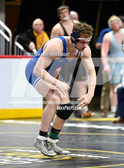 Thumbnail 3 in PIAA Boys AA/AAA Wrestling Championship photogallery.