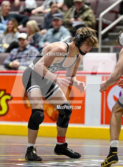 Thumbnail 3 in PIAA Boys AA/AAA Wrestling Championship photogallery.