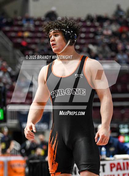 Thumbnail 3 in PIAA Boys AA/AAA Wrestling Championship photogallery.