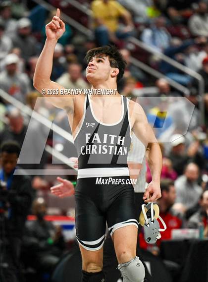 Thumbnail 1 in PIAA Boys AA/AAA Wrestling Championship photogallery.