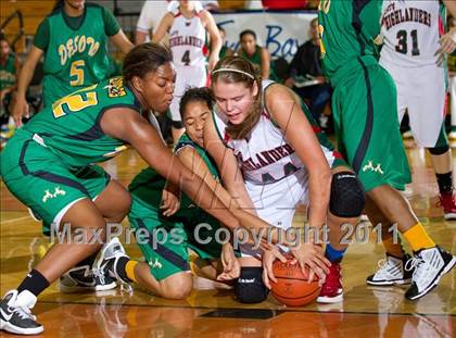 Thumbnail 2 in DeSoto @ The Woodlands (McDonald's Texas Invitational) photogallery.